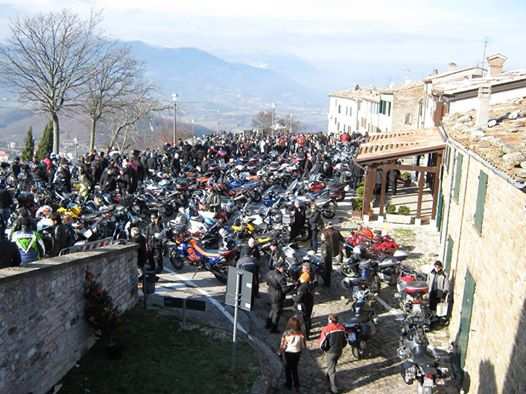 motoraduno-frontone